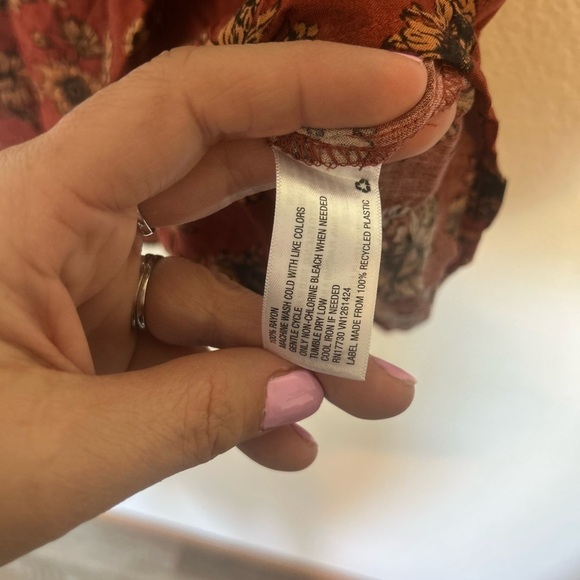 NWT XS Mossimo sunflower romper - Picture 5 of 13